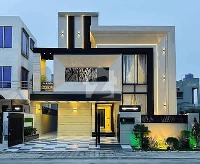 10 Marla Luxury New House For Sale