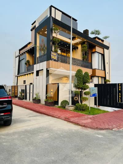 10.77 Marla Corner Architect Designer house for sale hot location