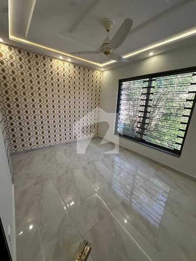 5 Marla Used House Available For Sale In Bahria Town Lahore