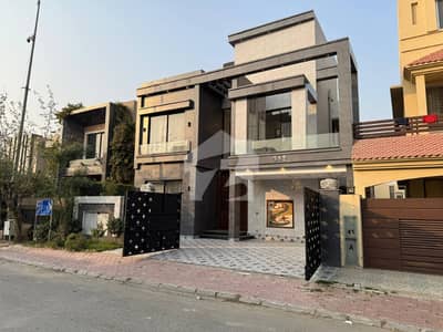 10 Marla Architect Designer house for sale hot location