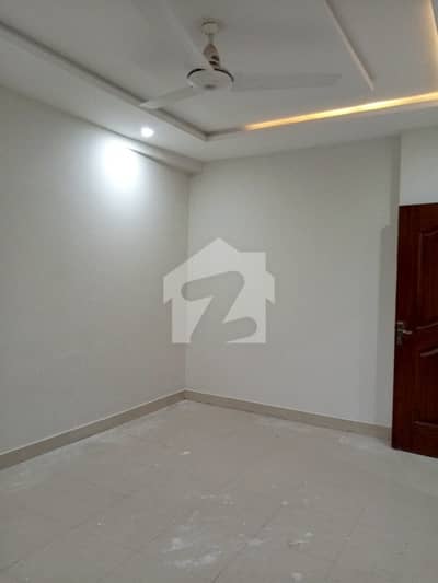3 Bed Apartment Available For Rent
