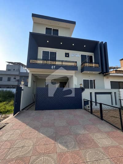 Brand New 7 Marla Luxury House for Sale in G-14/2 Islamabad | 4 Bed | Servant Quarter | Near Kashmir Highway