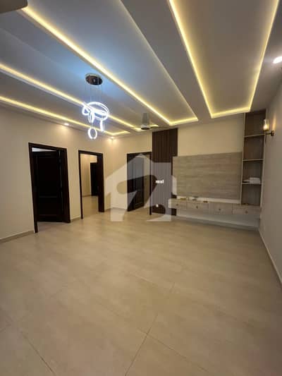 40*80 TRIPLE STOREY CORNER HOUSE FOR SALE