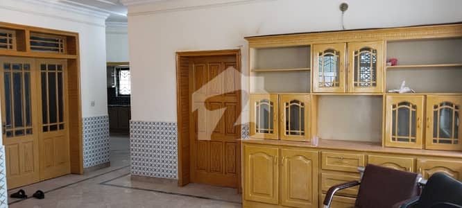 10 marla house for rent