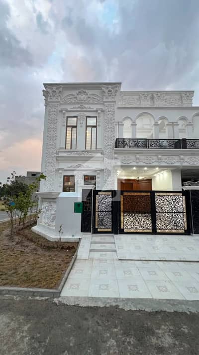 بحریہ آرچرڈ فیز 2 بحریہ آرچرڈ,لاہور میں 3 کمروں کا 5 مرلہ مکان 85.0 ہزار میں کرایہ پر دستیاب ہے۔