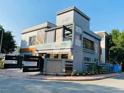 12.66 MARLA Corner ARCHITECT DESIGNER HOUSE For Sale