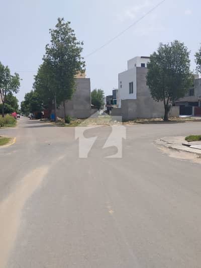 نیو لاہور سٹی ۔ فیز 2 نیو لاهور سٹی,لاہور میں 7 مرلہ رہائشی پلاٹ 63.0 لاکھ میں برائے فروخت۔