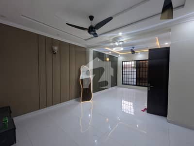 5 MARLA BRAND NEW HOUSE UP FOR SALE