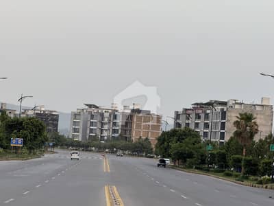8Marla ideal location Commercial plot up for sale 8Marla ideal location Commercial plot up for sale