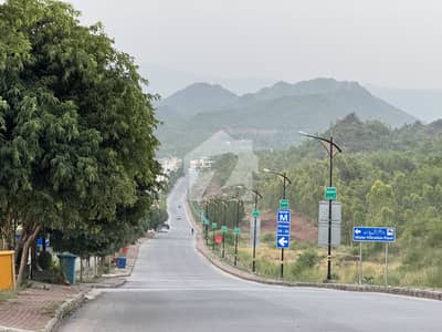 10 Marla Ideal Location Solid Land Sun Facing Plot With Stunning Hills View & Park Face