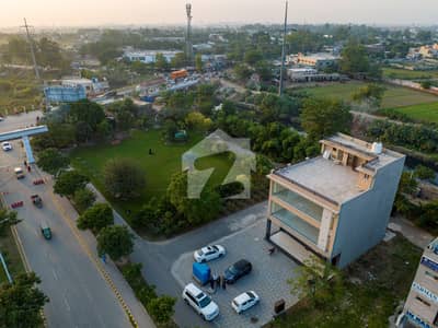 بینکرس ایوینیو کوآپریٹو ہاؤسنگ سوسائٹی لاہور میں 10 مرلہ رہائشی پلاٹ 1.4 کروڑ میں برائے فروخت۔