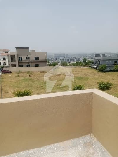 5 marla solid Land plot for sale