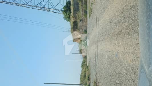 I-15/2 5 marla corner extra land
