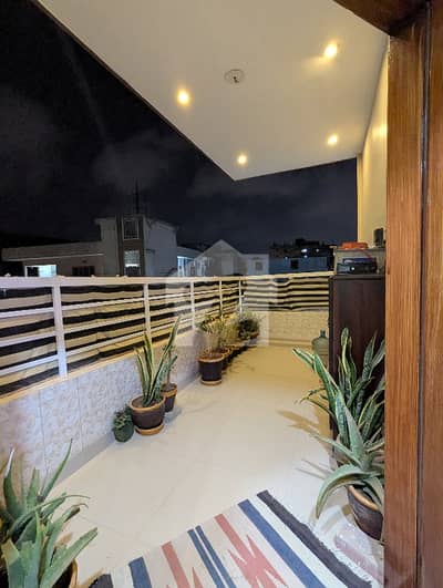 North Nazimabad block D Corner Portion for sale Sub leased Done 3 bed DD 3 attached Washrooms