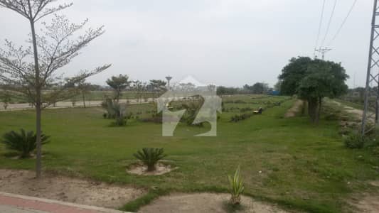 15Marla corner Plot for sale in Sukh Chayn Garden Lahore