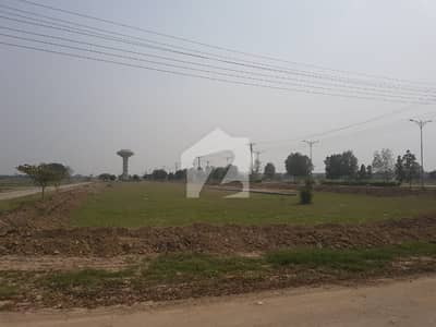10Marla Plot for sale in Sukh Chayn Garden Lahore