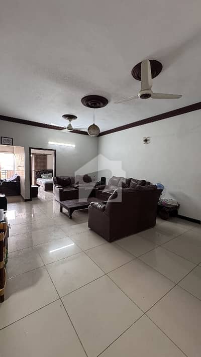LUXURY 3BED DD JORI WITH ROOF FLAT FOR SALEKU SOCIETY SCHEME 33