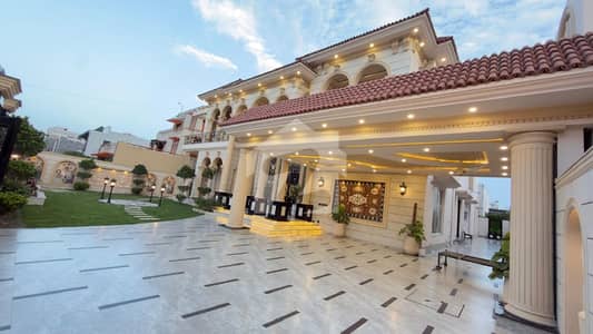 ULTRA-MODERN 2 KANAL MANSION FOR SALE Prime Location: 80 Feet Wide Road, Valencia Town, Lahore