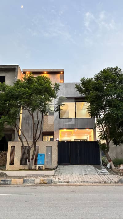 5 Marla Luxury Double Storey House For Sale | F Block, B-17 Islamabad | Main Double Road (MDR)