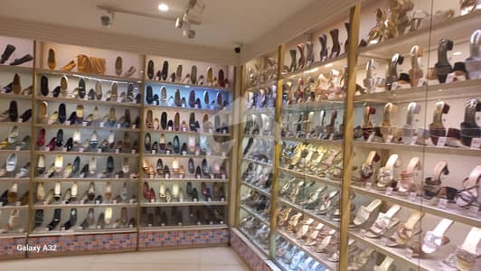 ایف ۔ 10 اسلام آباد میں 2 مرلہ Studio دکان 4.75 کروڑ میں برائے فروخت۔