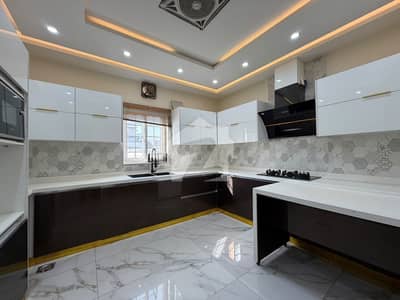 1 Kanal Luxury Designer House With 15kv Solar Installed 5 Bed Accommodation 2 American Kitchen 1 Servent Two Species TV Lounge Available For Rent In Bahria Enclave Prime Location Near To Market Park Masjid.