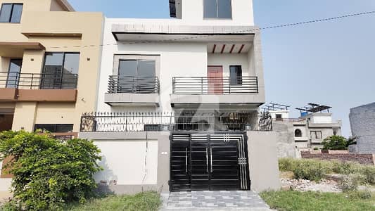 Prime Location 5 Marla House For sale In Metro City Lahore In Only Rs. 18500000