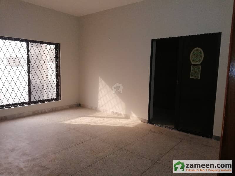 Model Town One Kanal Single Storey House For Rent