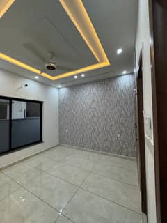 Fair-Priced 15 Marla House Available In Wapda City