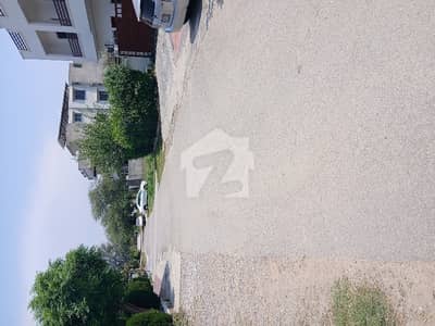 D-12/2 500syd Level Plot For Sale