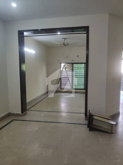 10 Mrla Lower Portion Wapda Town 2 Bed drwng tvl kitchen Car porch