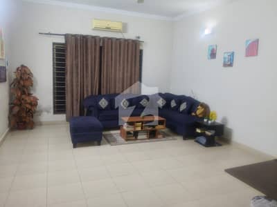 10 marla house for sale best location phase 3