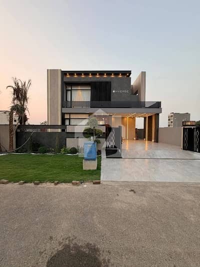 Beautiful 1 Kanal Family House For Rent