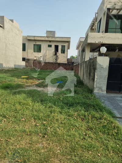 ایڈن سٹی - بلاک بی ایڈن سٹی,ایڈن,لاہور میں 2 کنال رہائشی پلاٹ 6.2 کروڑ میں برائے فروخت۔