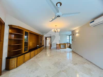 Fully Renovated 5 Beds Luxurious House Available For Rent In F-8