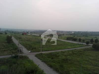 10 Marla Corner Plot For Sale M Block PECHS