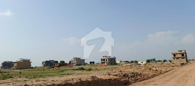 Plot for Sale Gulberg Residencia