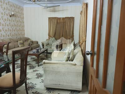 نارتھ ناظم آباد کراچی میں 5 کمروں کا 10 مرلہ بالائی پورشن 2.9 کروڑ میں برائے فروخت۔