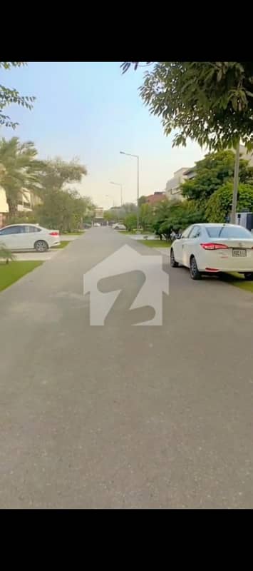 Plot No-958 Block Y - 1 Kanal Plot On Top Location of Phase 7 DHA Lahore For Urgent Sale