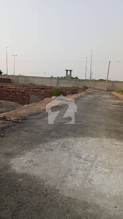 5 Marla plots in Bahadurpur for sale. Amenities like sewerage, Electricity, Metal Roads, Boundary walls etc