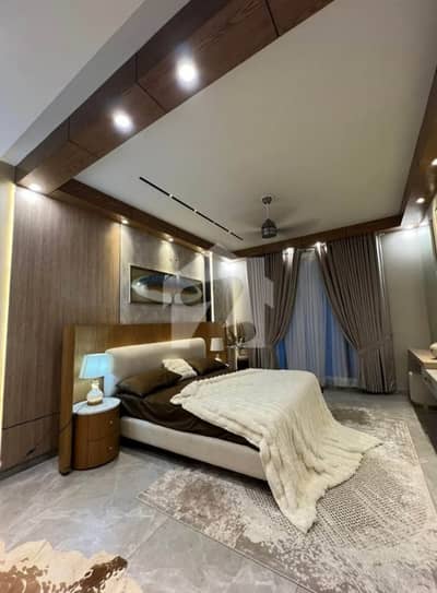urgent for 2 bed apartment in gulbahr block bahria town Lahore