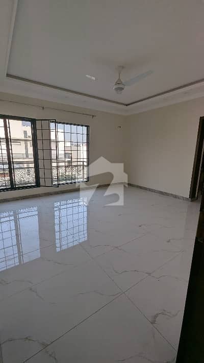 ڈی ایچ اے فیز 2 - سیکٹر ای ڈی ایچ اے ڈیفینس فیز 2,ڈی ایچ اے ڈیفینس,اسلام آباد میں 3 کمروں کا 1 کنال بالائی پورشن 1.0 لاکھ میں کرایہ پر دستیاب ہے۔ ڈی ایچ اے فیز 2 - سیکٹر ای ڈی ایچ اے ڈیفینس فیز 2,ڈی ایچ اے ڈیفینس,اسلام آباد میں 3 کمروں کا 1 کنال بالائی پورشن 1.0 لاکھ میں کرایہ پر دستیاب ہے۔