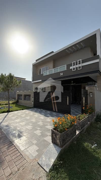 10 Marla Brand New house for sale