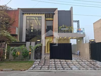 واپڈا ٹاؤن لاہور میں 5 کمروں کا 10 مرلہ مکان 5.25 کروڑ میں برائے فروخت۔ واپڈا ٹاؤن لاہور میں 5 کمروں کا 10 مرلہ مکان 5.25 کروڑ میں برائے فروخت۔