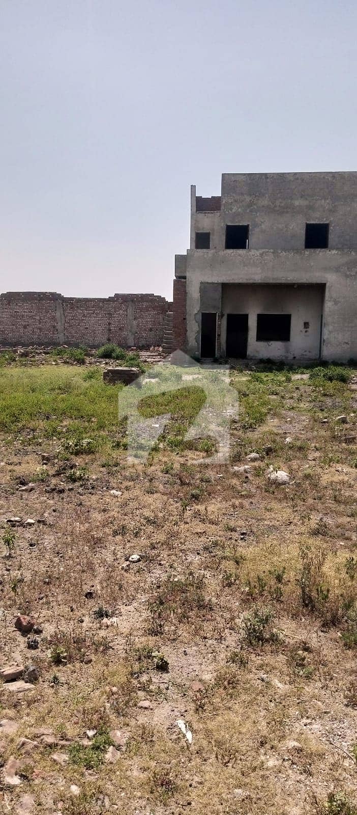 4 KANAL OLD STEEL FACTORY FOR SALE 4 KANAL OLD STEEL FACTORY FOR SALE