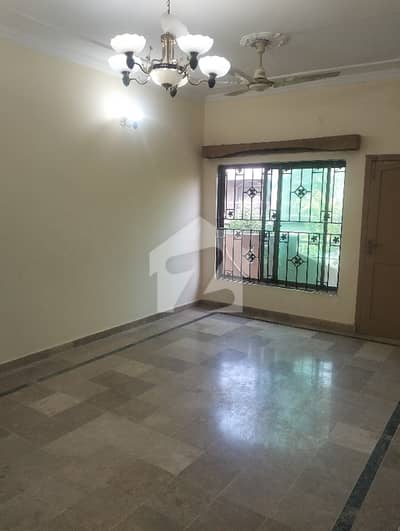 7 Marla Portion For Rent