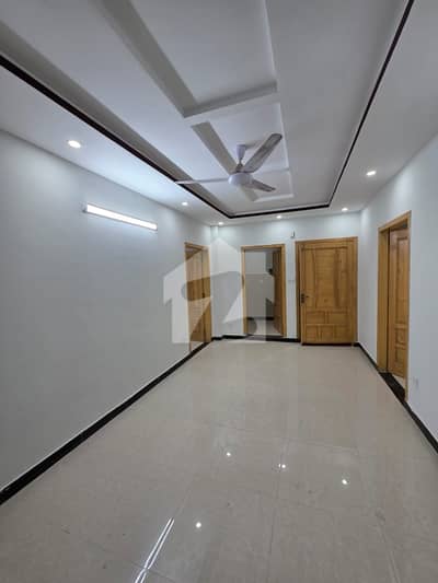 falat available for rent in soan Garden falat available for rent in soan Garden