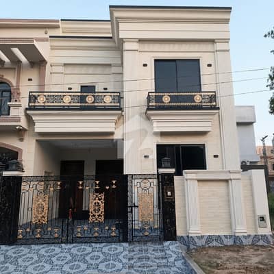 5 marla facing park brand new modern house for sale and near to misjid and commercial