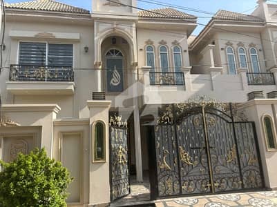 Tripple Storey 10 Marla House For Sale In Ghagra Villas Multan