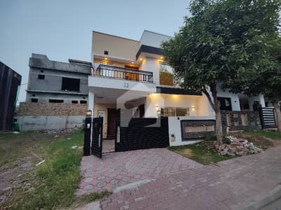 Sector N 5 Marla House For Sale