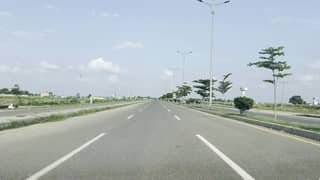 CORNER PLOT # R-1741 RESIDENTIAL PLOT LOCATED IN THE BEST BLOCK OF DHA LAHORE.